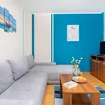 4 Pory Roku By Renters Apartamento *