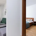 4 Pory Roku By Renters * Jastrzębia Góra