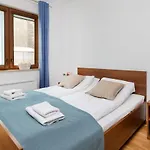 4 Pory Roku By Renters Apartamento
