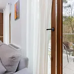 Apartamento 4 Pory Roku By Renters *