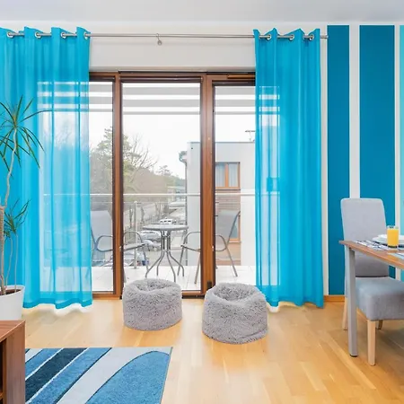 Apartment 4 Pory Roku By Renters *