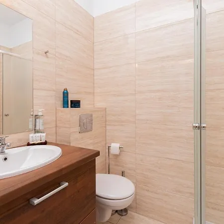 4 Pory Roku By Renters