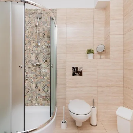 Apartment 4 Pory Roku By Renters