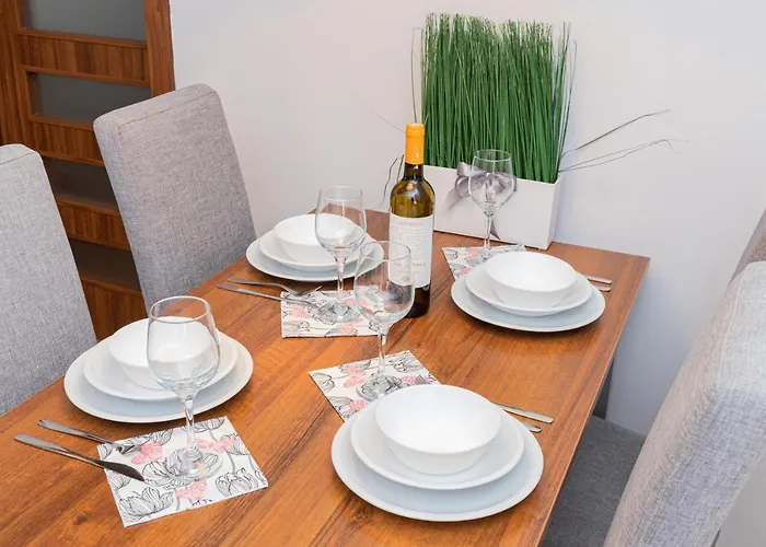 4 Pory Roku By Renters דירה *