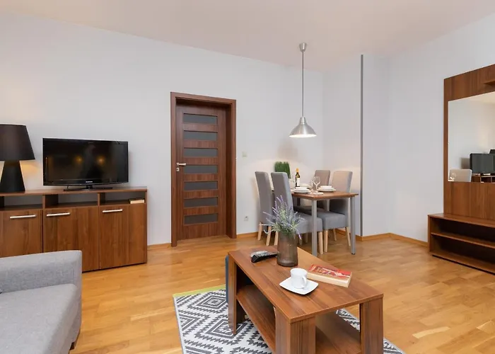 4 Pory Roku By Renters דירה